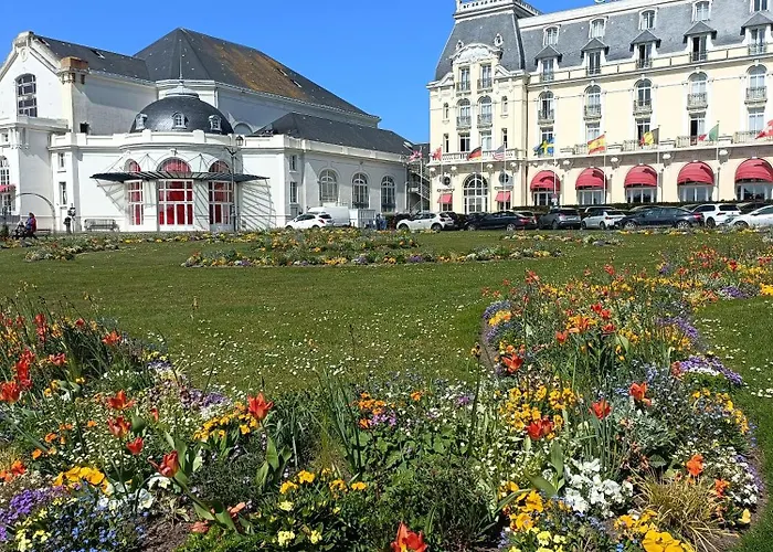 L'echappee Lumineuse Daire Cabourg